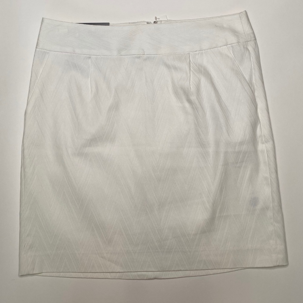 Banana Republic White Mini Skirt | NWT | Sz 4
